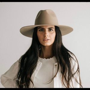 Gigi Pip Emma Wide Brim M/L Hat